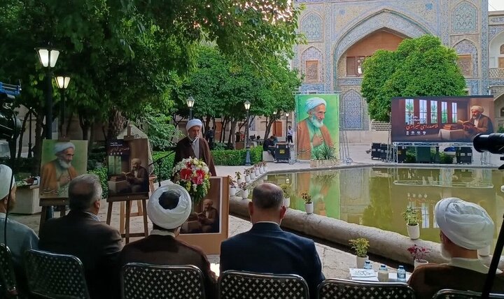 ترویج نگاه محبت در امر به معروف/ محبت توصیه و اصل قرآنی است