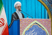 خطيب جمعة طهران: إيران لن تتراجع يوماً أمام القوى النووية