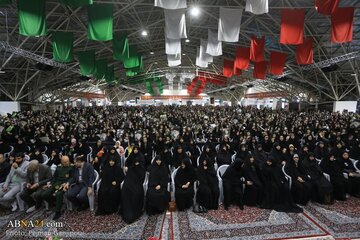 گزارش تصویری | اجتماع بزرگ بانوان اصفهانی با عنوان «در مسیر خدمت؛ در امتداد ابراهیم»