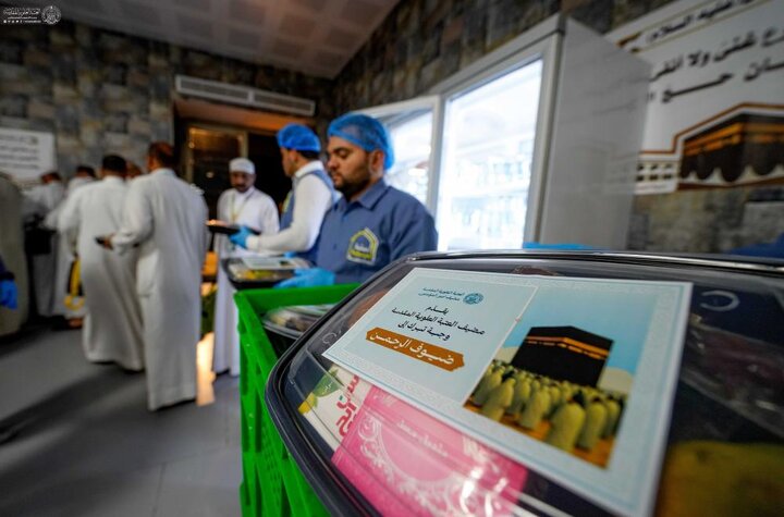 تقرير مصور/ العتبة اللعوية تقدم خدمة الضيافة للحجاج العراقيين المتوجّهين الى الديار المقدسة