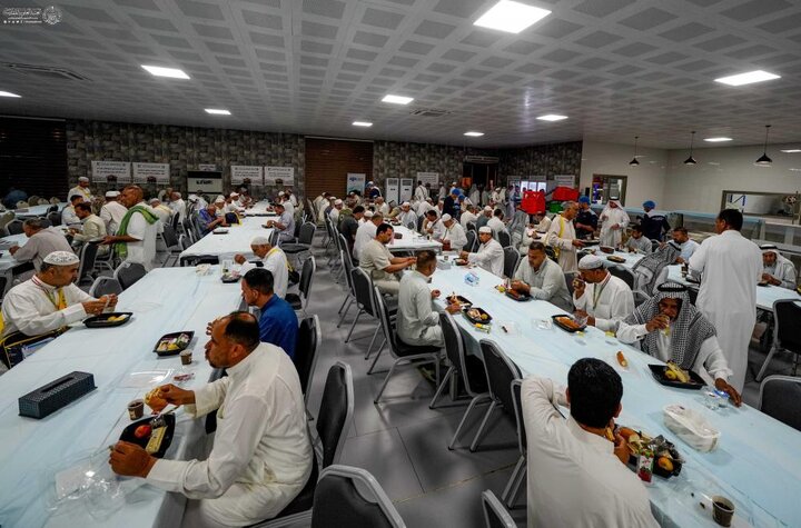 تقرير مصور/ العتبة اللعوية تقدم خدمة الضيافة للحجاج العراقيين المتوجّهين الى الديار المقدسة