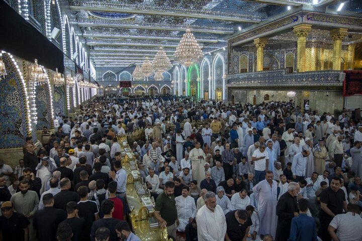 مرقد أبي الفضل العباس (عليه السلام) ليلة الجمعة
