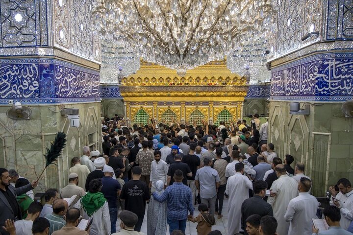 مرقد أبي الفضل العباس (عليه السلام) ليلة الجمعة
