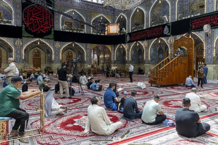 مراسم دعاء الندبة عند مرقد أبي الفضل العباس (عليه