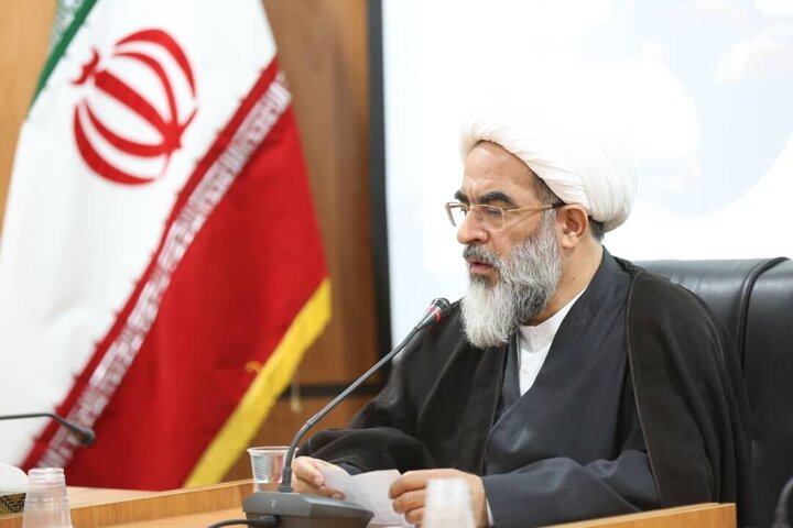 Raporan Wênekanî | Civînek rojekê "Di rêya fêqeyê de" di bajarê Qomê de