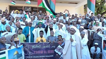 Madagaskar; giravêk bi rîşeyên bîrkirî yên Îslamî