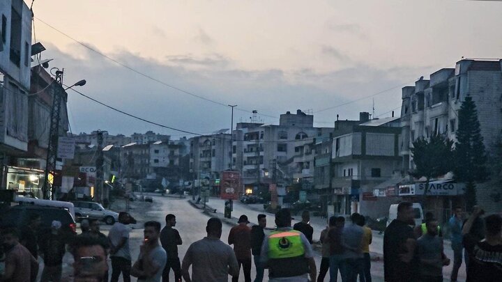Photos: Israeli warplanes attack southern Lebanon