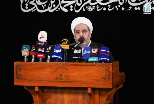 Photos: Al-Kazimayn shrine covered in black ahead of Imam Jawad martyrdom anniversary