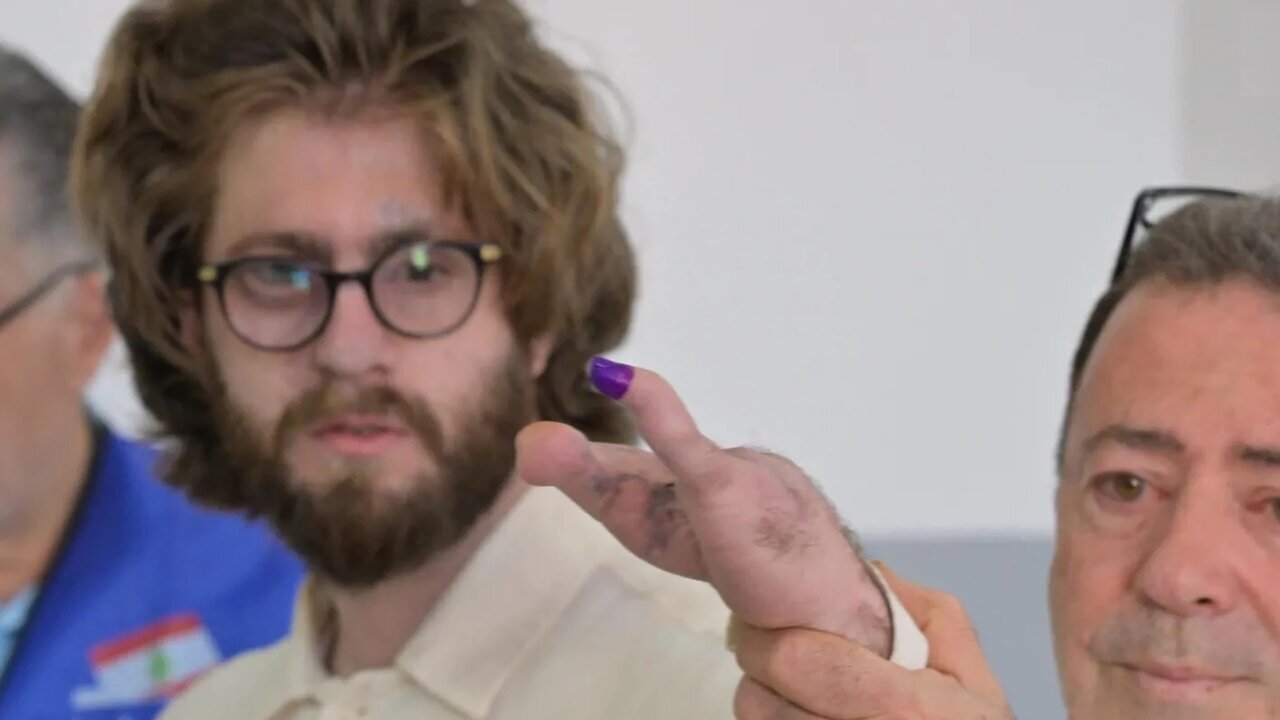 Waathirika wa mlipuko wa vipiga simu vya pager nchini Lebanon Washiriki katika uchaguzi nchini Lebanon