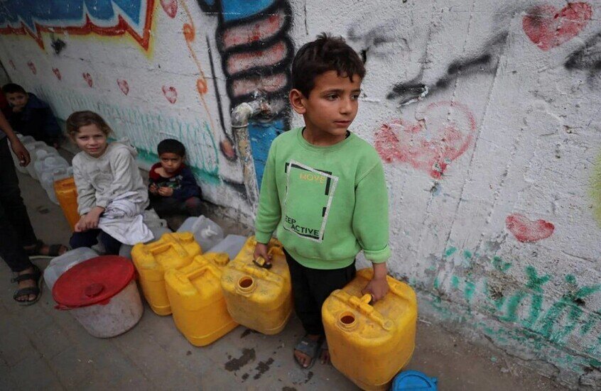 "حماس" تحذر من مخطط إقامة معسكرات اعتقال جنوب قطاع غزة تحت غطاء المساعدات