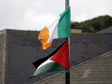 Irlandia Tangguhkan Kerja Sama Dagang dengan Perusahaan Zionis
