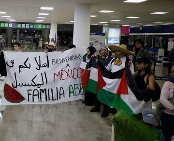 México recibe con los brazos abiertos a la primera familia refugiada palestina