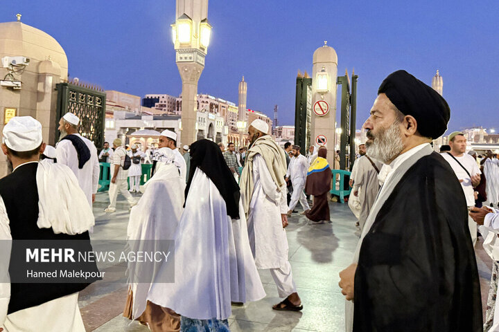 Photos: Pilgrims visit Al Baqi Cemetery during Hajj rituals