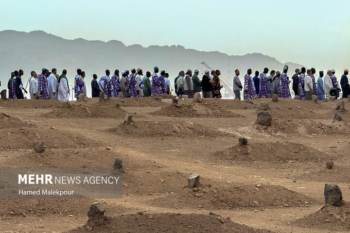 Photos: Pilgrims visit Al Baqi Cemetery during Hajj rituals