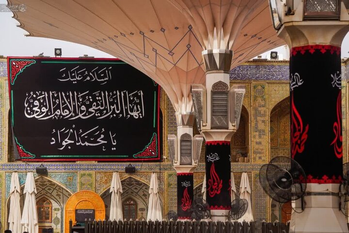 Photos: Alavi holy shrine covered in black ahead of Imam Jawad martyrdom anniversary