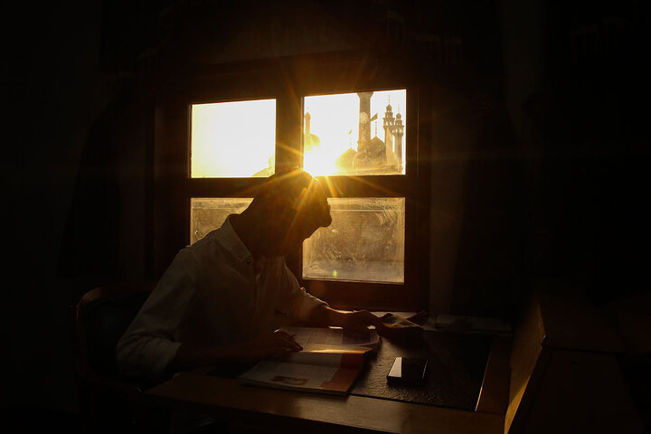 Photos: Study, research near heavenly shrine of Hazrat Fatimah Masoumeh