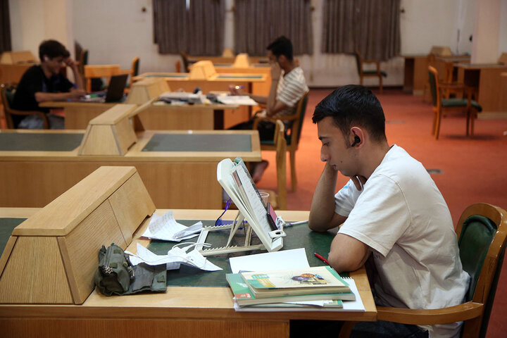 Photos: Study, research near heavenly shrine of Hazrat Fatimah Masoumeh