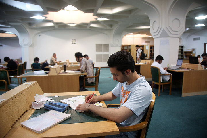 Photos: Study, research near heavenly shrine of Hazrat Fatimah Masoumeh