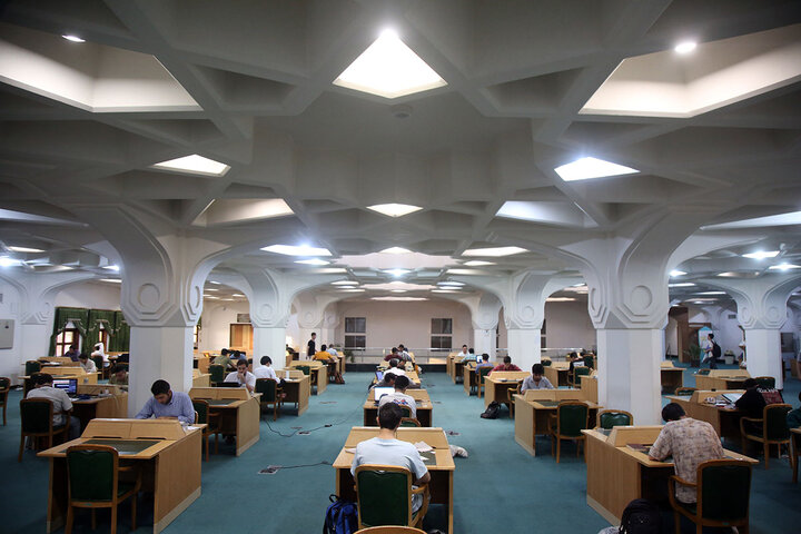 Photos: Study, research near heavenly shrine of Hazrat Fatimah Masoumeh