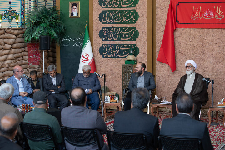 Photos: Sacred Defense writers, publishers meet with Custodian of Astan Quds Razavi