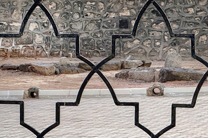 قبرستان بقیع؛ آینه‌ خاموش غربت اهل‌بیت(ع)