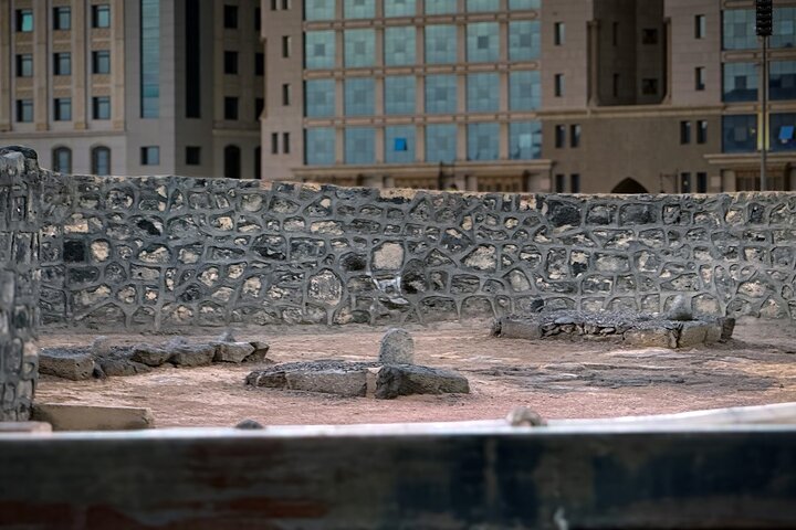 قبرستان بقیع؛ آینه‌ خاموش غربت اهل‌بیت(ع)