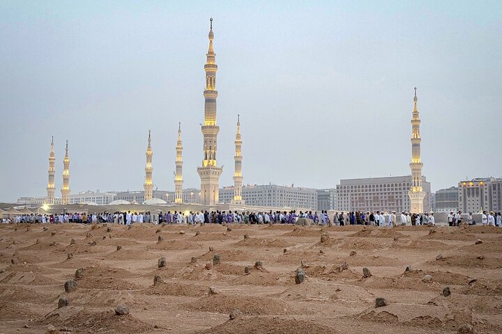 قبرستان بقیع؛ آینه‌ خاموش غربت اهل‌بیت(ع)