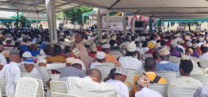 Qur'an - Mnazi Mmoja