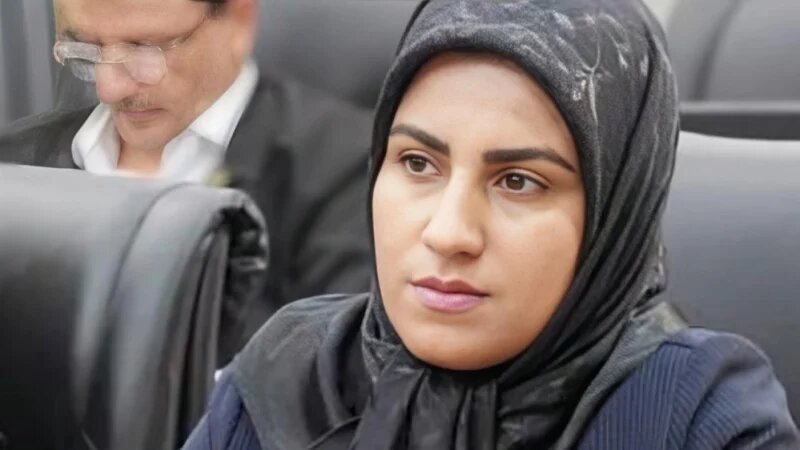 Иран назначил женщину-суннитку мэром приграничного города Носуд в Керманшахе