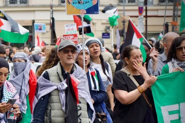 Photos: Demonstration in support of oppressed people of Gaza in Paris