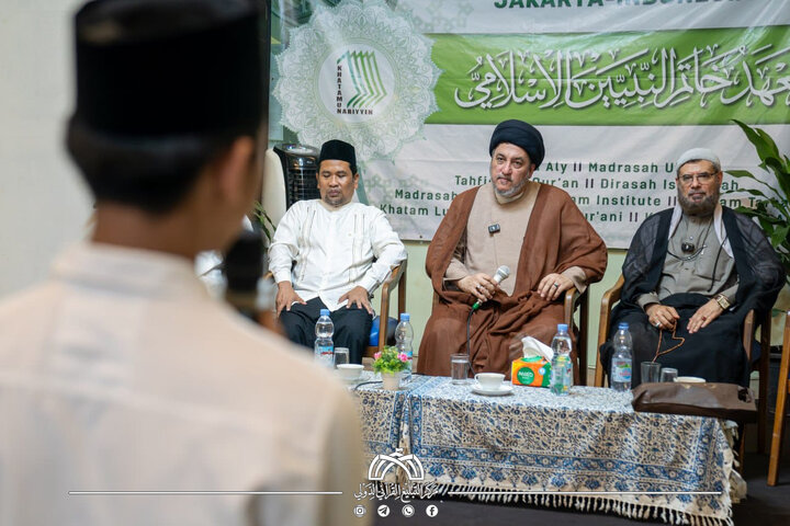 تقرير مصور/  العتبة الحسينية المقدسة تقوم بجولة تبليغية دولية بهدف تعزيز التواصل القرآني بإندونيسيا