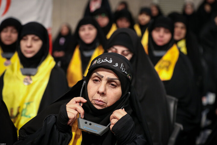 تقرير مصور/ قائد الثورة يلقي كلمة بذكرى الشهيد رئيسي وشهداء الخدمة