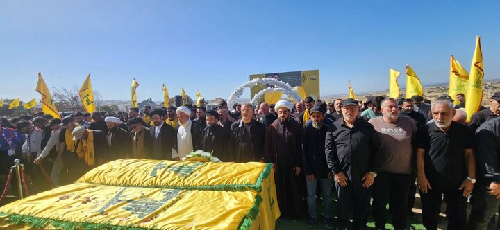 حزب الله وجماهير المقاومة يشيّعون الشّهيدين علي وحسين جابر في محيبيب