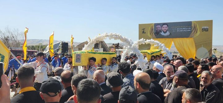 حزب الله وجماهير المقاومة يشيّعون الشّهيدين علي وحسين جابر في محيبيب