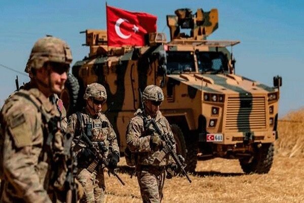 تورکیا بنکەی ئاسمانی و دەریایی لە سووریا دەکاتەوە