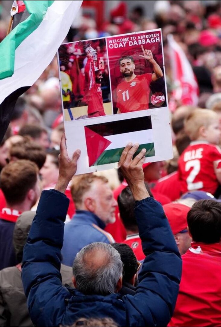 قهرمانی در جام حذفی اسکاتلند با پرچم فلسطین!