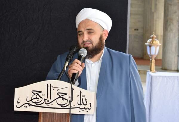 Iranian Sunni scholar highlights unity of Muslims during Hajj pilgrimage