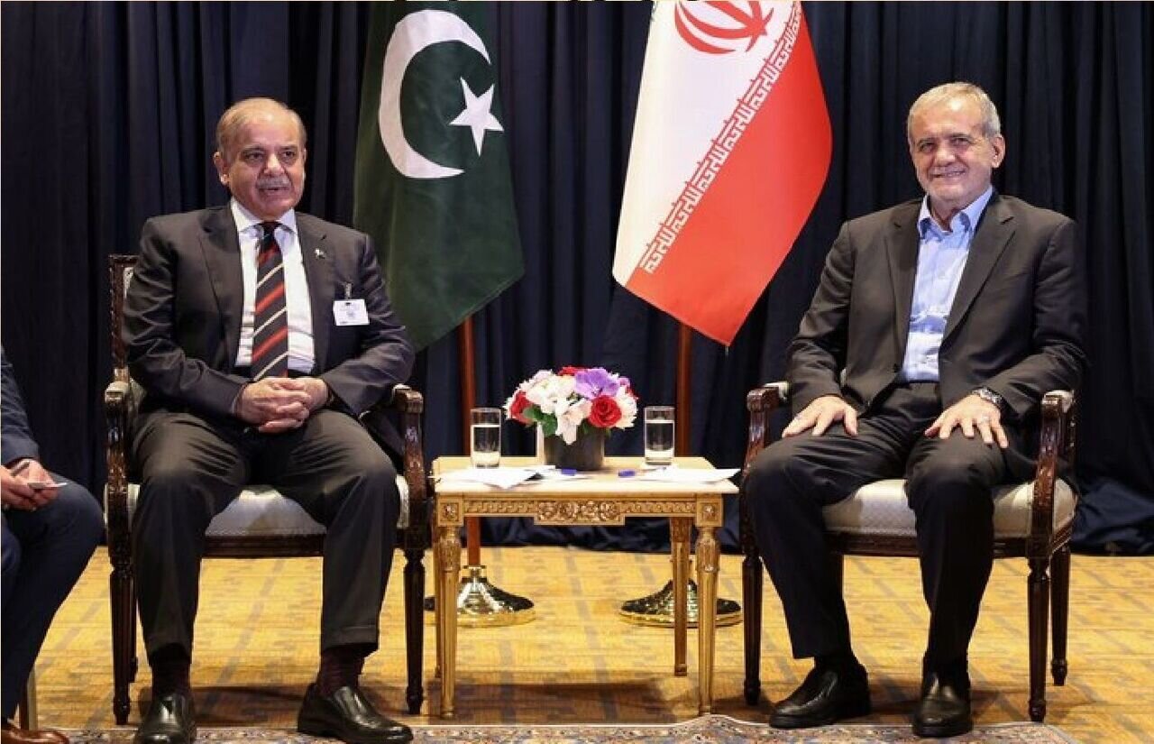 پزشکیان: از برقراری صلح بین پاکستان و هند استقبال می‌کنیم