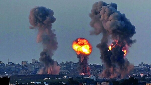 以色列袭击加沙致57人殉难 