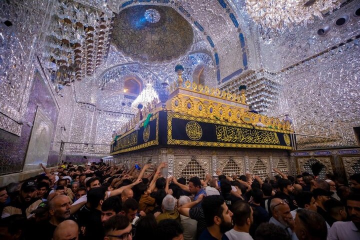 إحياء ليلة ذكرى شهادة الإمام الجواد (عليه السلام) عند مرقده الشريف