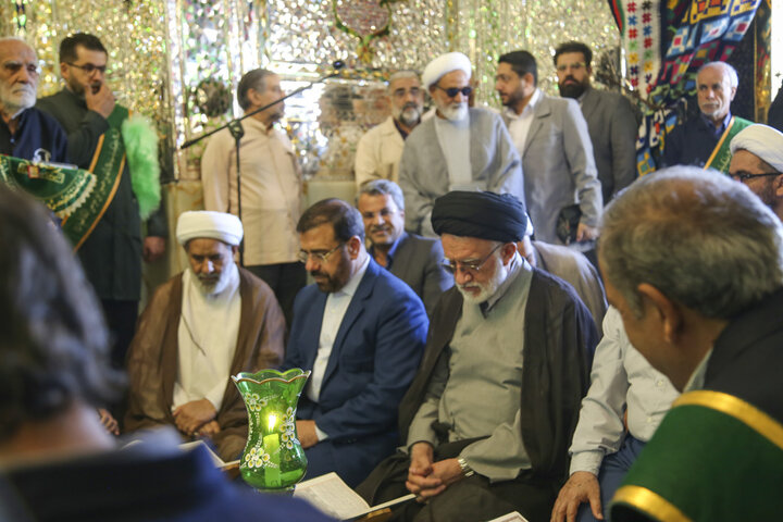 تصاویر| آیین غبارروبی مضجع شریف سیدعلاالدین حسین(ع) با حضور استاندار فارس