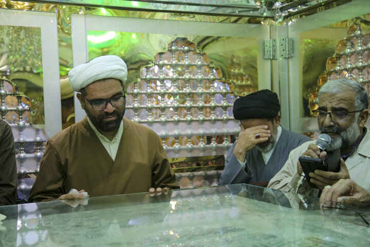 تصاویر| آیین غبارروبی مضجع شریف سیدعلاالدین حسین(ع) با حضور استاندار فارس