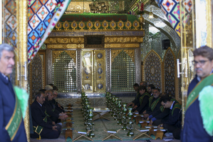 تصاویر| آیین غبارروبی مضجع شریف سیدعلاالدین حسین(ع) با حضور استاندار فارس