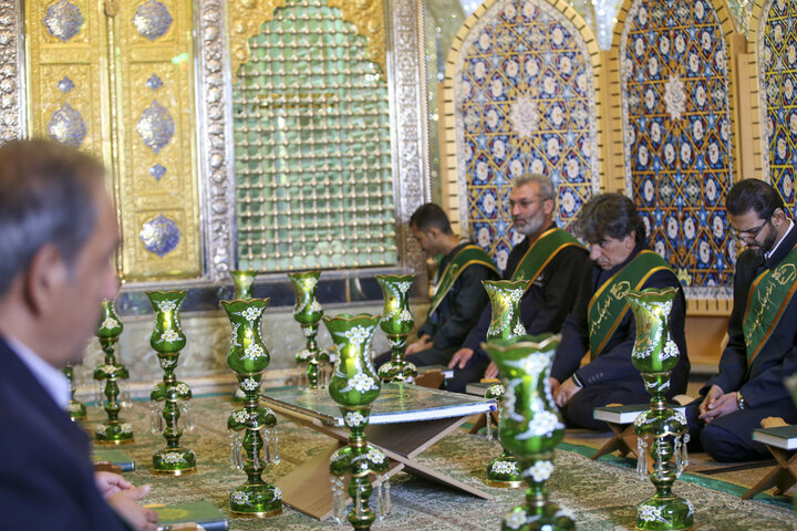 تصاویر| آیین غبارروبی مضجع شریف سیدعلاالدین حسین(ع) با حضور استاندار فارس