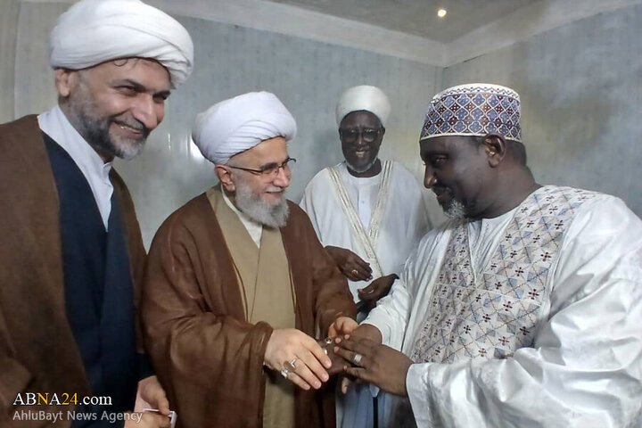 Photos: ecretary General of AhlulBayt World Assembly meets with Tijaniyya Qutb in Kiota, Niger