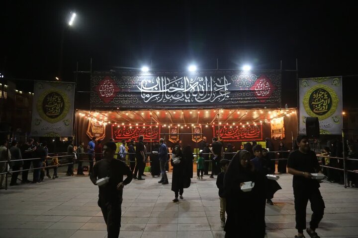 Photos: Mawkibs of Hazrat Masoumeh shrine serving pilgrims on eve of Imam Jawad martyrdom