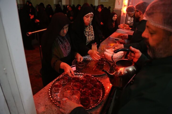 Photos: Mawkibs of Hazrat Masoumeh shrine serving pilgrims on eve of Imam Jawad martyrdom