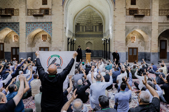 تقرير مصور/ تشرف أصحاب مواكب سامراء بزیارة الحرم الرضوي الشریف