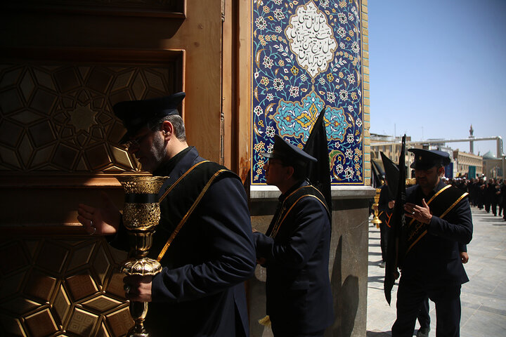 Photos: Mourning procession of servants of Hazrat Masoumeh shrine held on Imam Jawad martyrdom anniversary