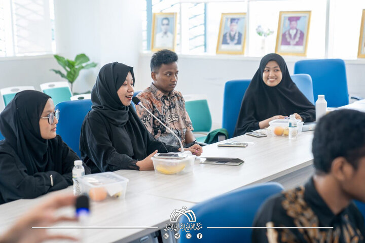 تقرير مصور/ العتبة الحسينية تنظّم جلسة علمية في جامعة جاكرتا الحكومية بهدف تعزيز التواصل القرآني